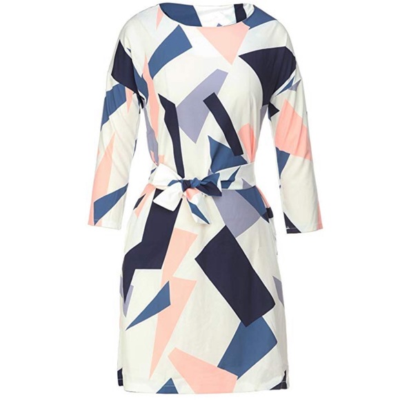 Boutique Dresses & Skirts - Flattering Curvy Belted Mini Pencil Casual Dress